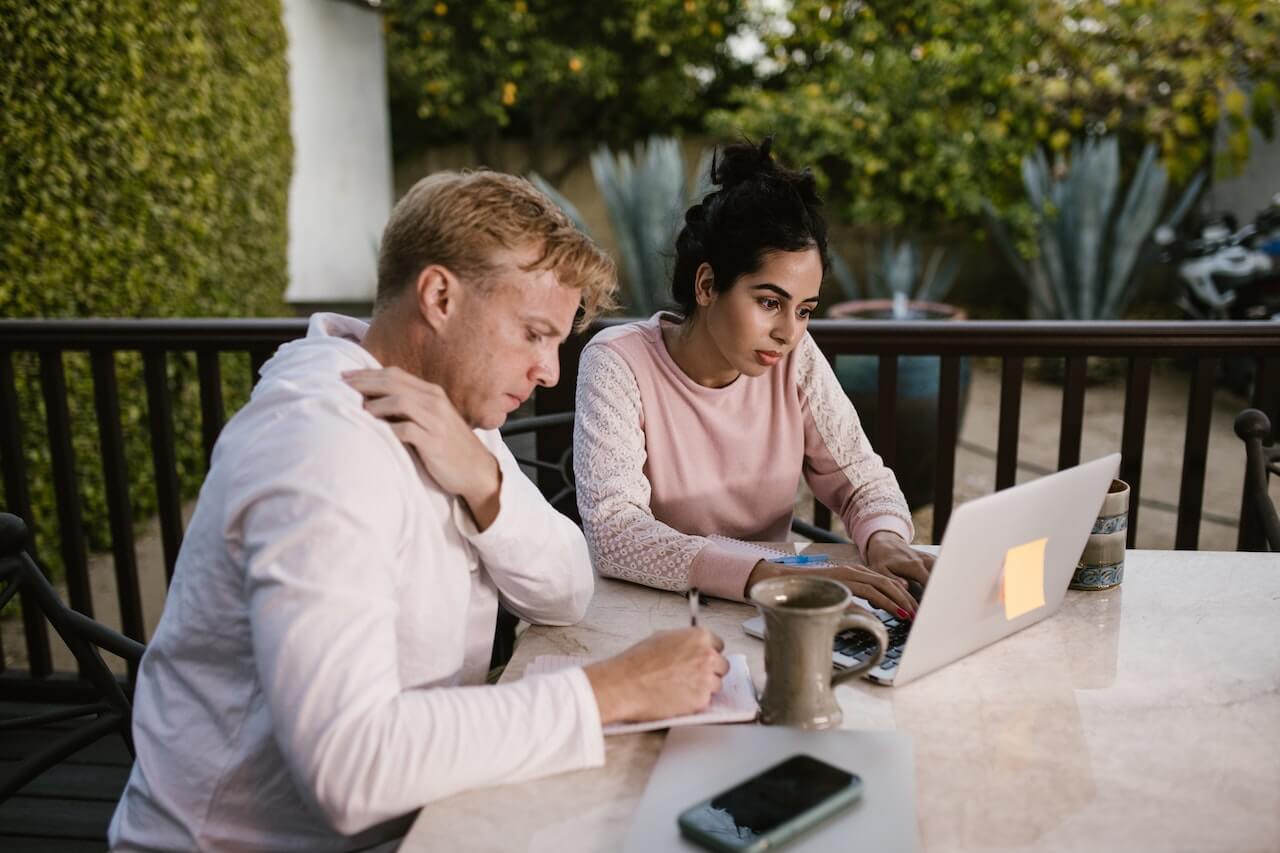 FreshBooks vs FreeAgent: Compare the Best Accounting Tools for Small Businesses